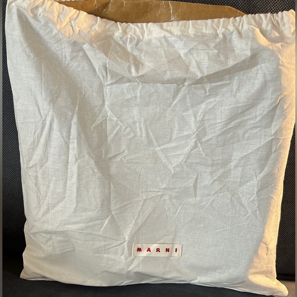 Authentic Marni black Tote bag. - Picture 3 of 3